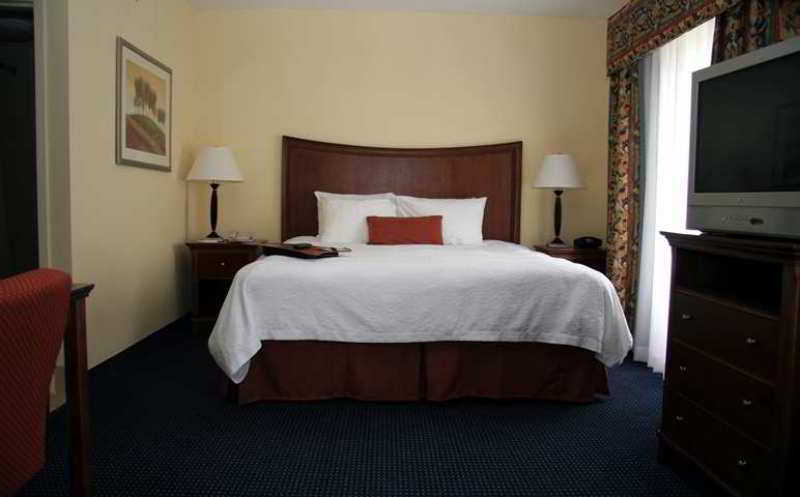 Hampton Inn & Suites Savannah - I-95 South - Gateway Habitación foto